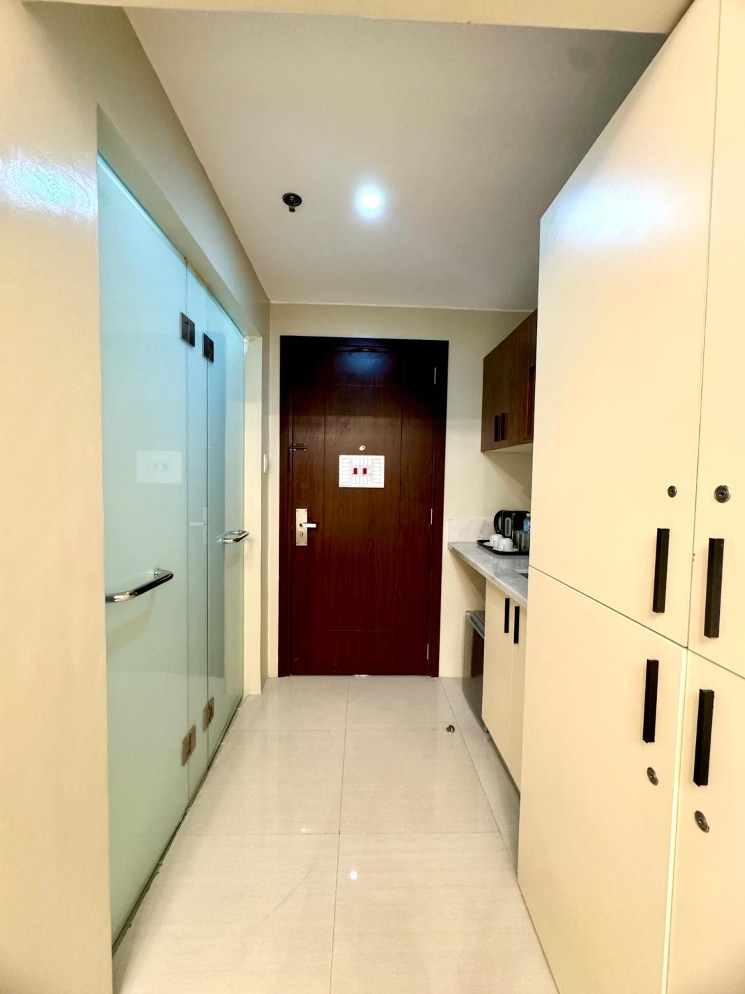 G Square Residences Manila Eksteriør bilde